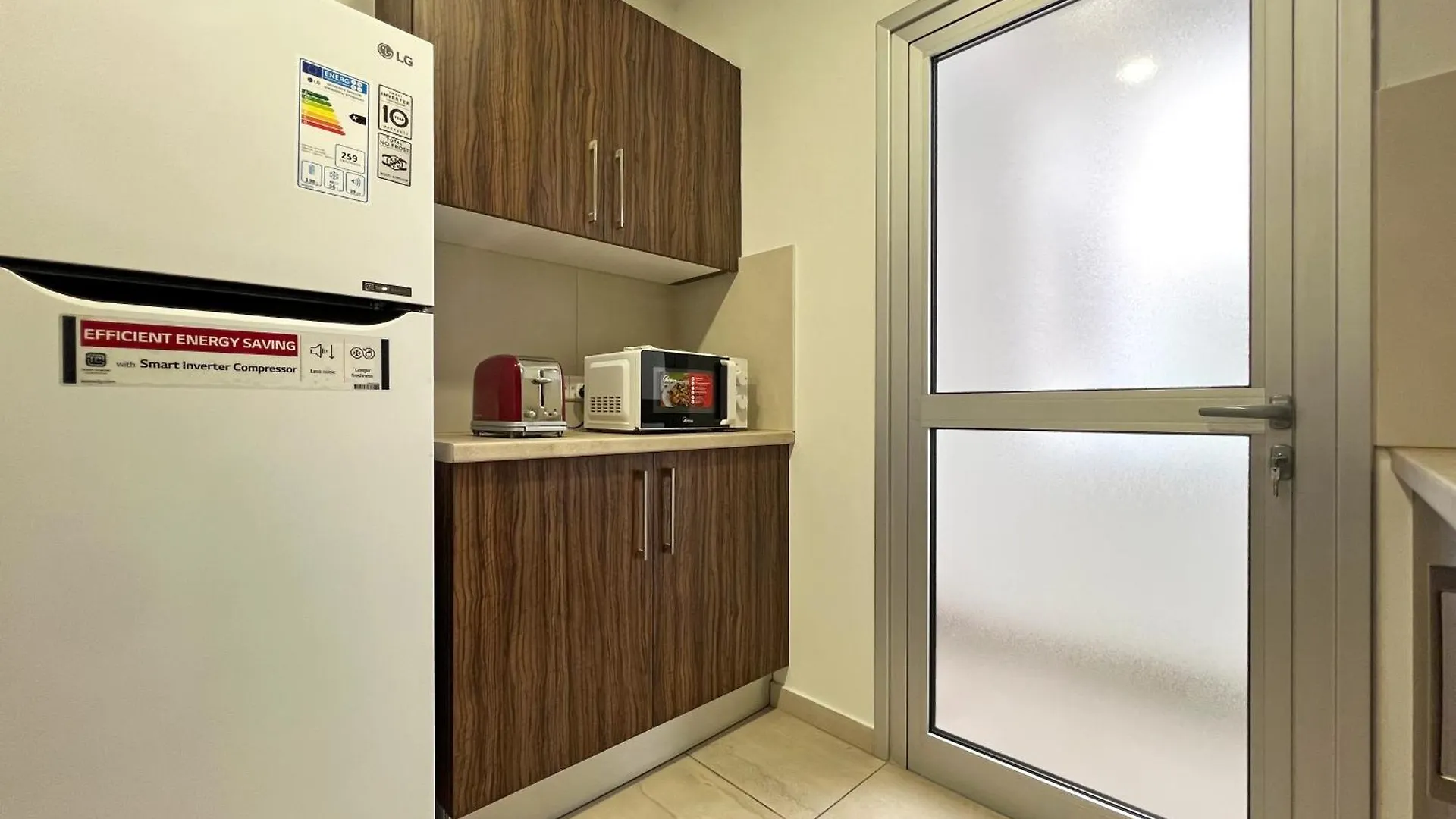 Albert'S Apartment Center 203B Larnaca Cypern