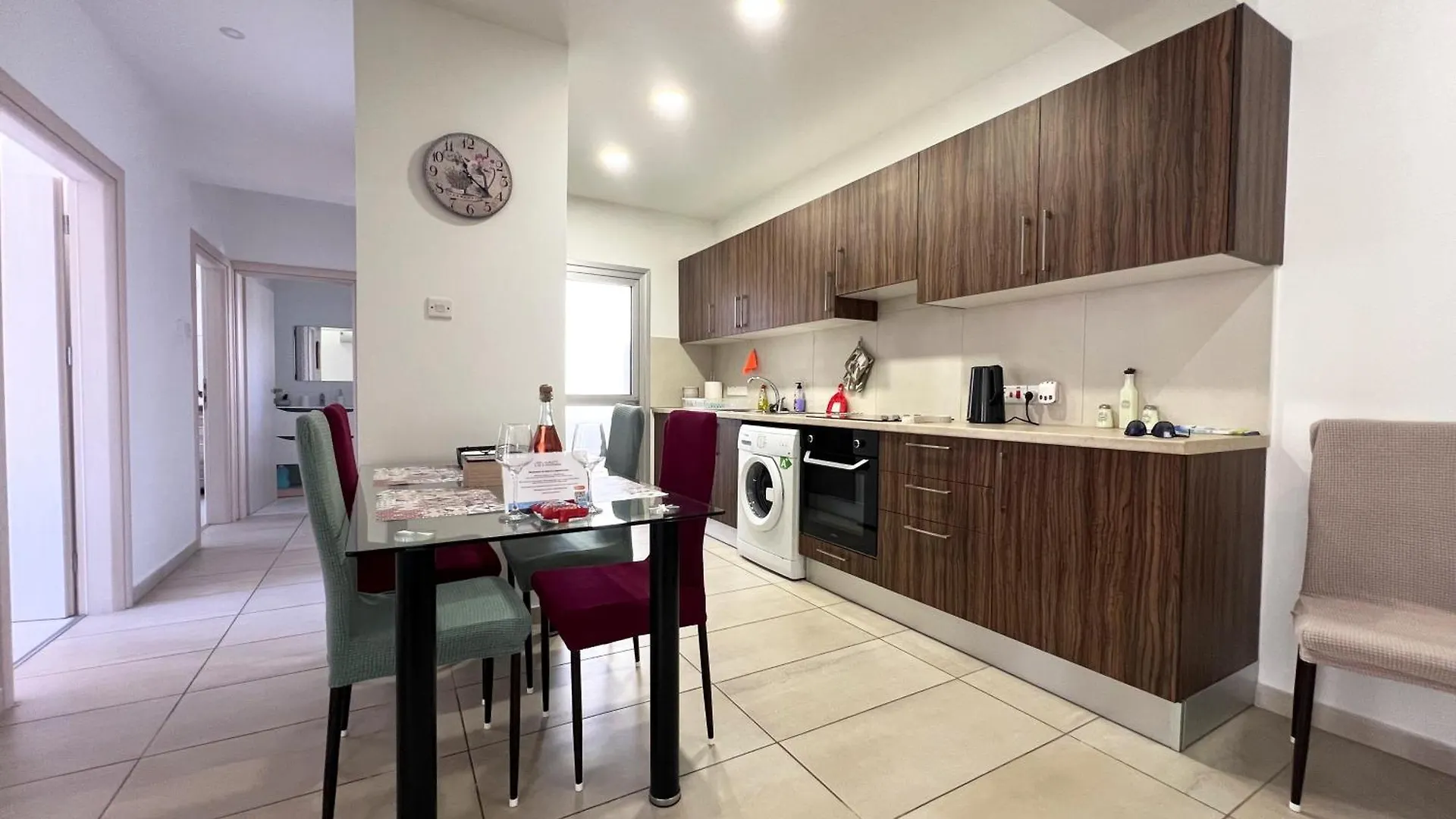 Albert'S Apartment Center 203B Larnaca