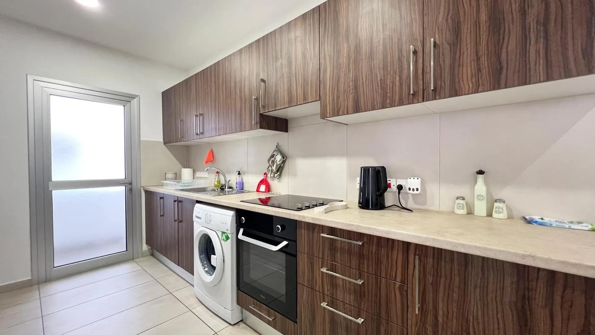 Albert'S Apartment Center 203B Larnaca